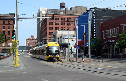 Warehouse District/Hennepin Avenue station